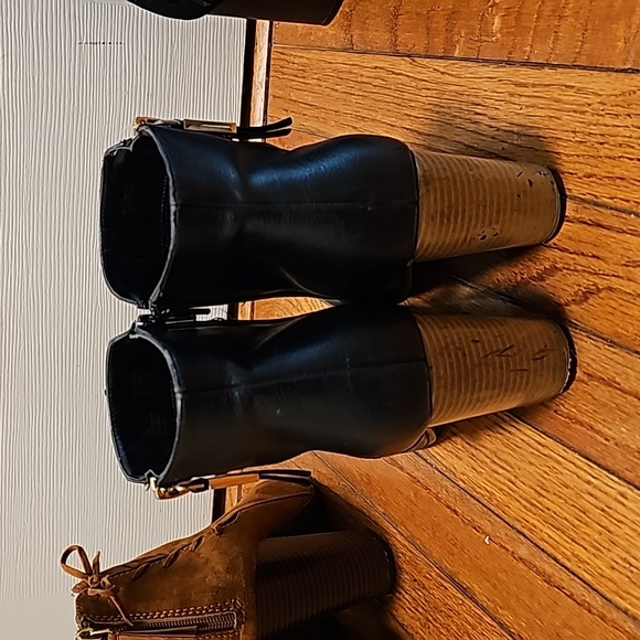 Three pairs of Fall ankle booties- size 9 - Picture 8 of 11